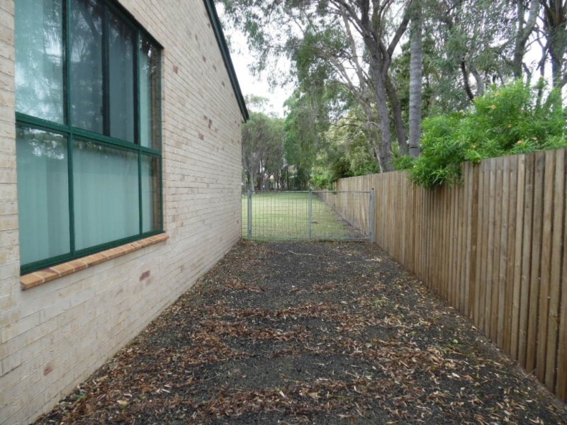 190 Elizabeth Street, Urangan QLD 4655