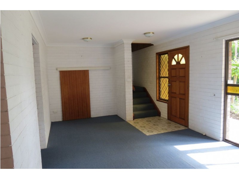 73 Corfield Street, Point Vernon QLD 4655