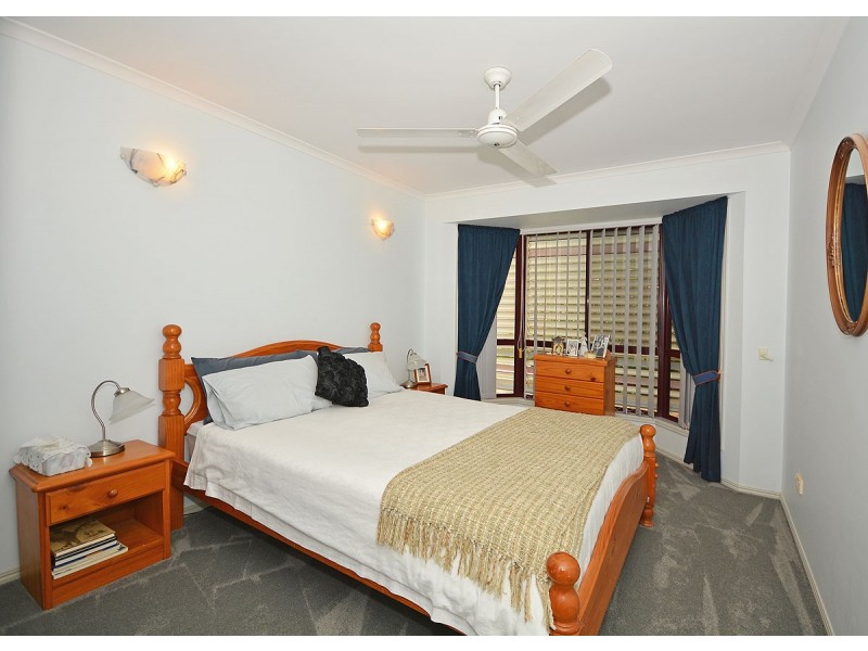 4 Silvereye Court, Eli Waters QLD 4655