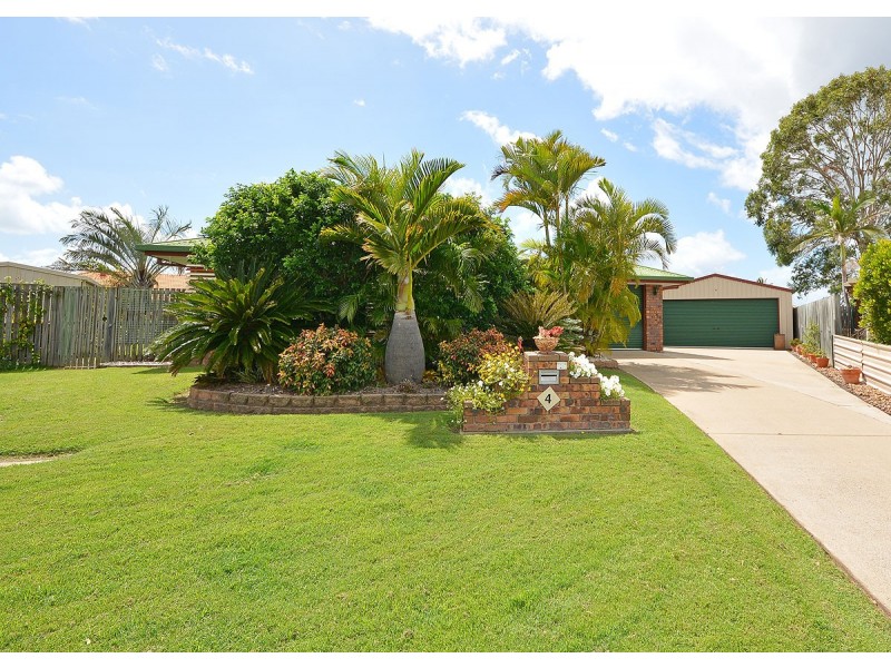 4 Silvereye Court, Eli Waters QLD 4655