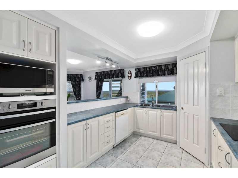 1 Goroka Street, Kawungan QLD 4655