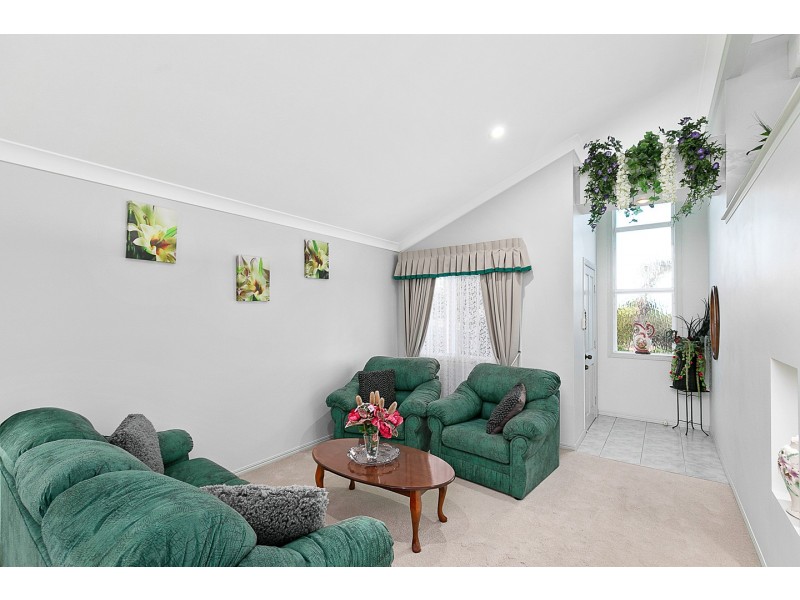 1 Goroka Street, Kawungan QLD 4655