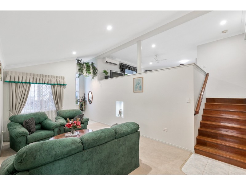 1 Goroka Street, Kawungan QLD 4655