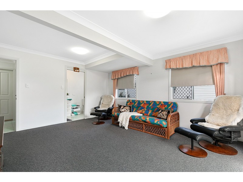 1 Goroka Street, Kawungan QLD 4655