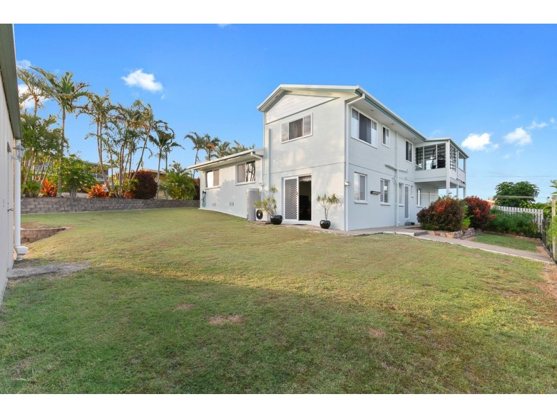 1 Goroka Street, Kawungan QLD 4655