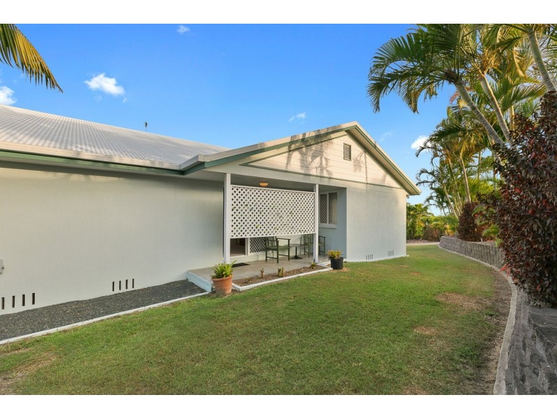 1 Goroka Street, Kawungan QLD 4655
