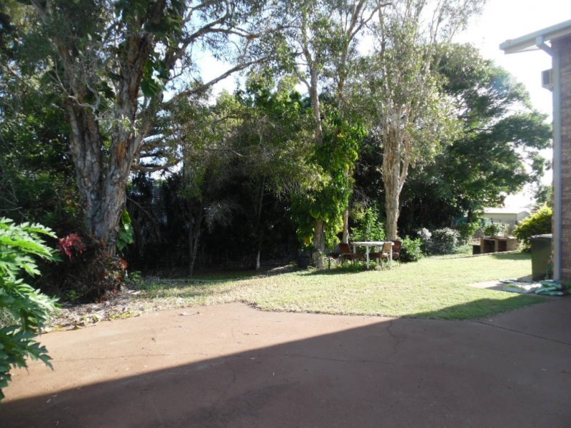 199 Cypress Street, Urangan QLD 4655