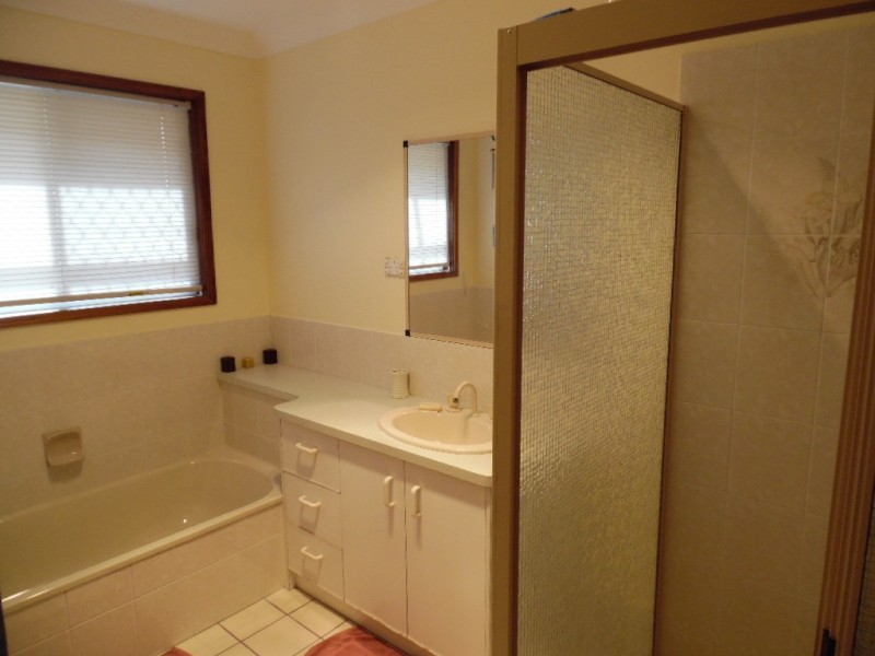 25 Cedar Crescent, Kawungan QLD 4655