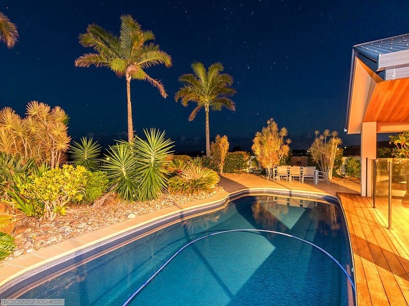 5 Woongoolbver Court, River Heads QLD 4655