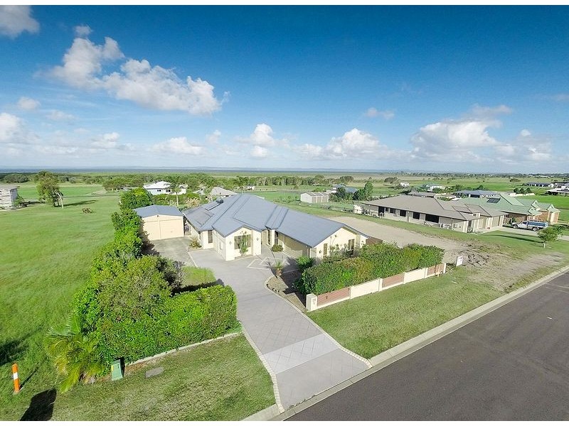 5 Woongoolbver Court, River Heads QLD 4655