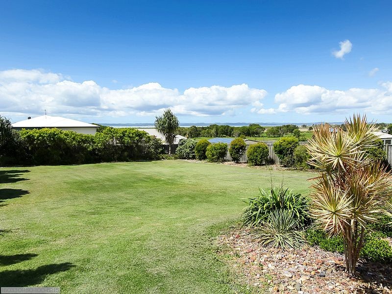 5 Woongoolbver Court, River Heads QLD 4655