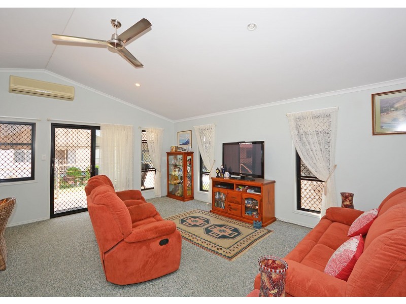 171-7 Bay Drive, Urraween QLD 4655