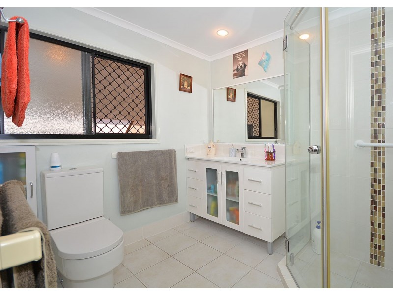 171-7 Bay Drive, Urraween QLD 4655