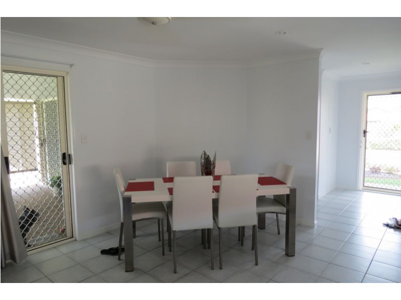 36 Anchorage Cct, Point Vernon QLD 4655