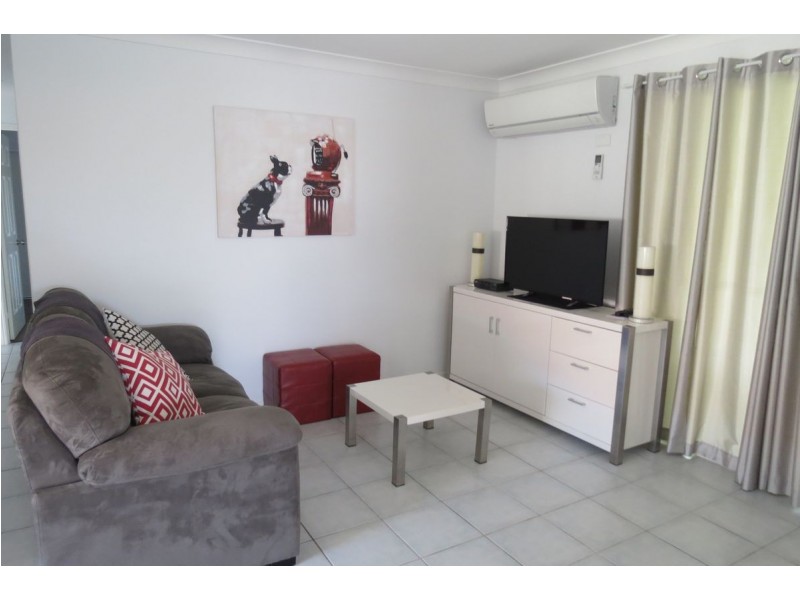 36 Anchorage Cct, Point Vernon QLD 4655