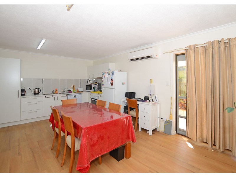 8 Bayview Terrace, Pialba QLD 4655