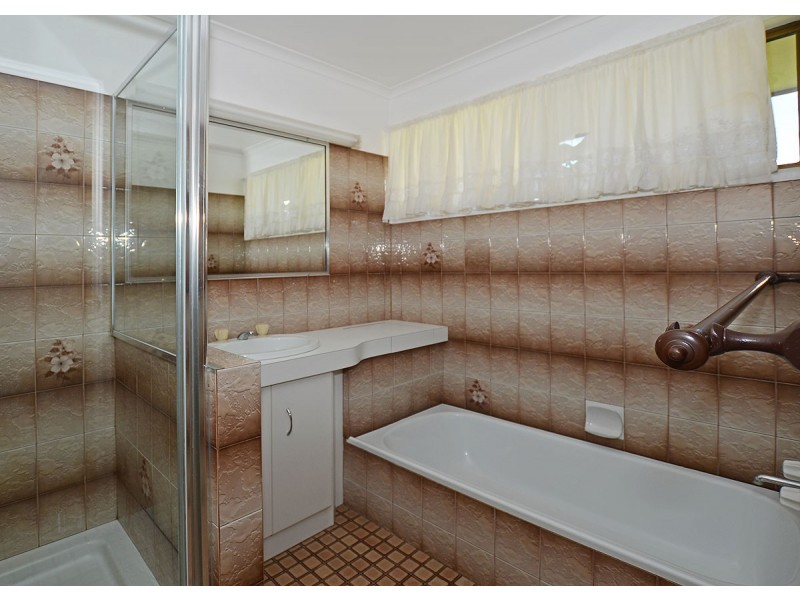 8 Bayview Terrace, Pialba QLD 4655