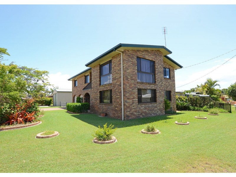 8 Bayview Terrace, Pialba QLD 4655