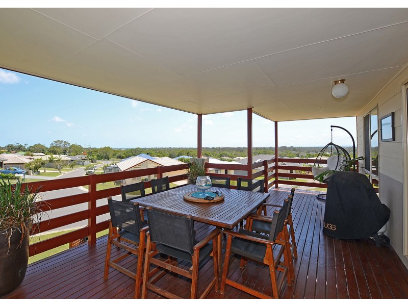24 Teresa Street, Nikenbah QLD 4655