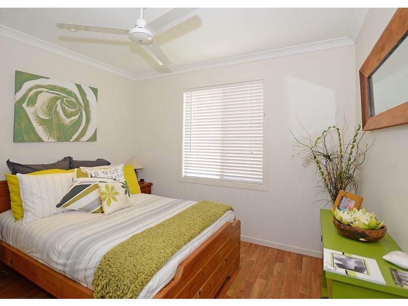 24 Teresa Street, Nikenbah QLD 4655