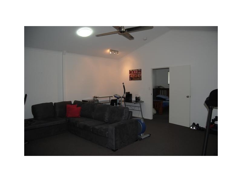 11 Valfern Court, Dundowran QLD 4655