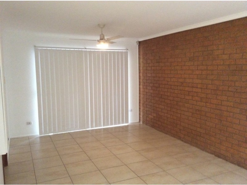 796 Boat Harbour Drive, Urangan QLD 4655
