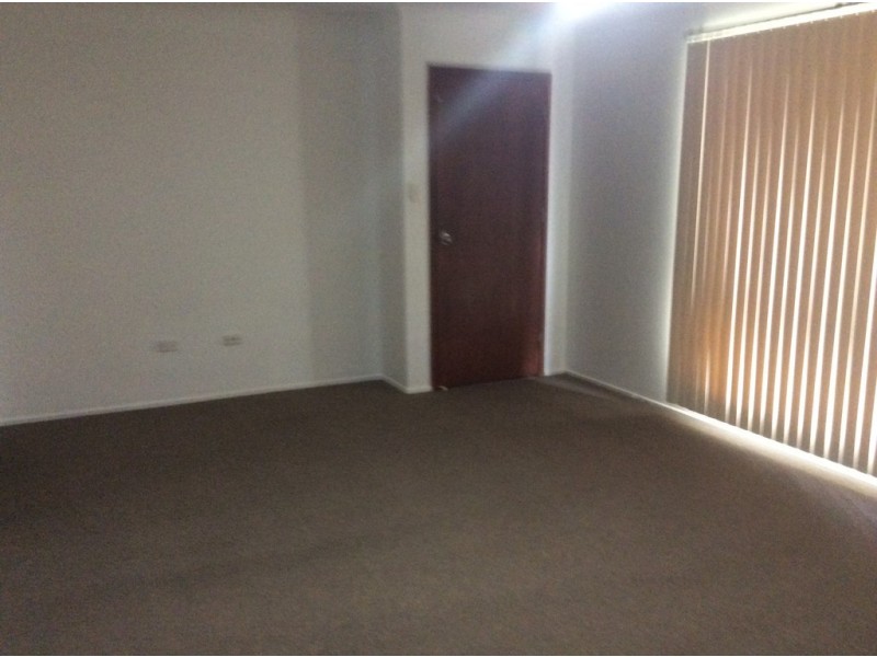 796 Boat Harbour Drive, Urangan QLD 4655