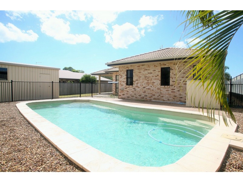10 Rochester Court, Urraween QLD 4655