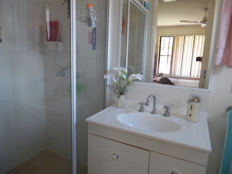 4 Ringtail Way, Urangan QLD 4655