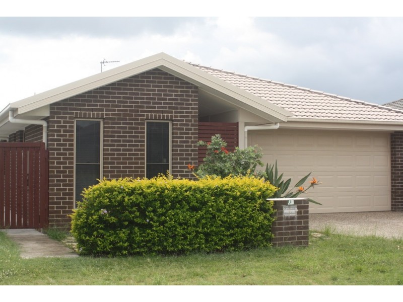 11 Salamander Avenue, Urraween QLD 4655