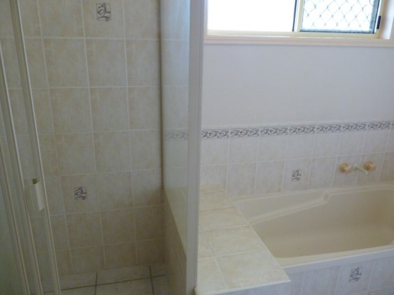 14 Chancellor Drive, Urraween QLD 4655