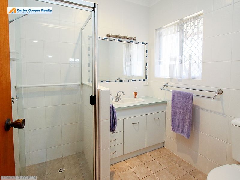 10 Palera Court, Point Vernon QLD 4655
