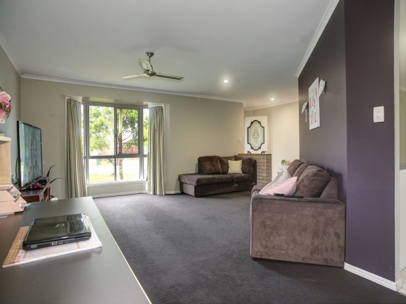 31 Kookaburra Drive, Eli Waters QLD 4655