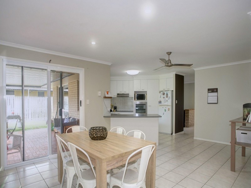 31 Kookaburra Drive, Eli Waters QLD 4655