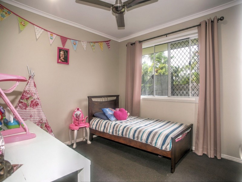 31 Kookaburra Drive, Eli Waters QLD 4655