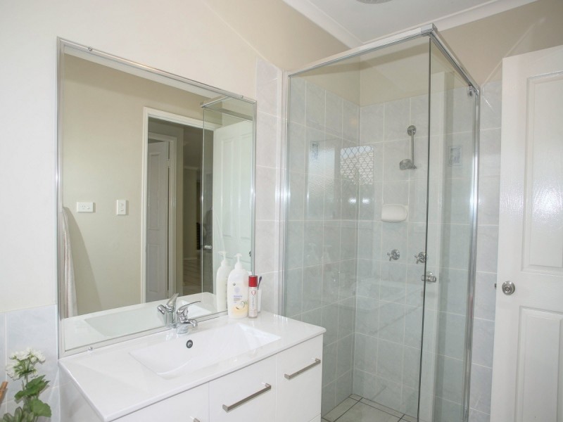 31 Kookaburra Drive, Eli Waters QLD 4655