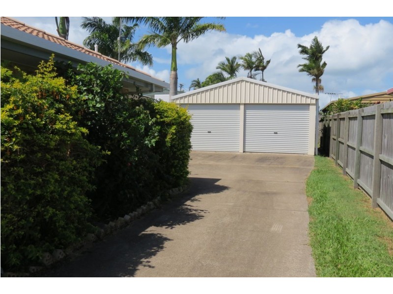 40 Hansen Street, Urangan QLD 4655