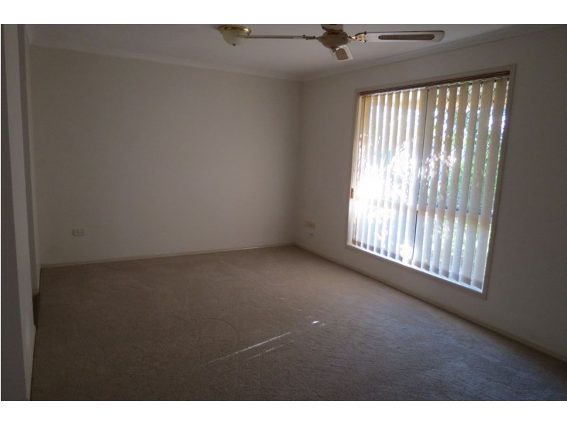 40 Hansen Street, Urangan QLD 4655