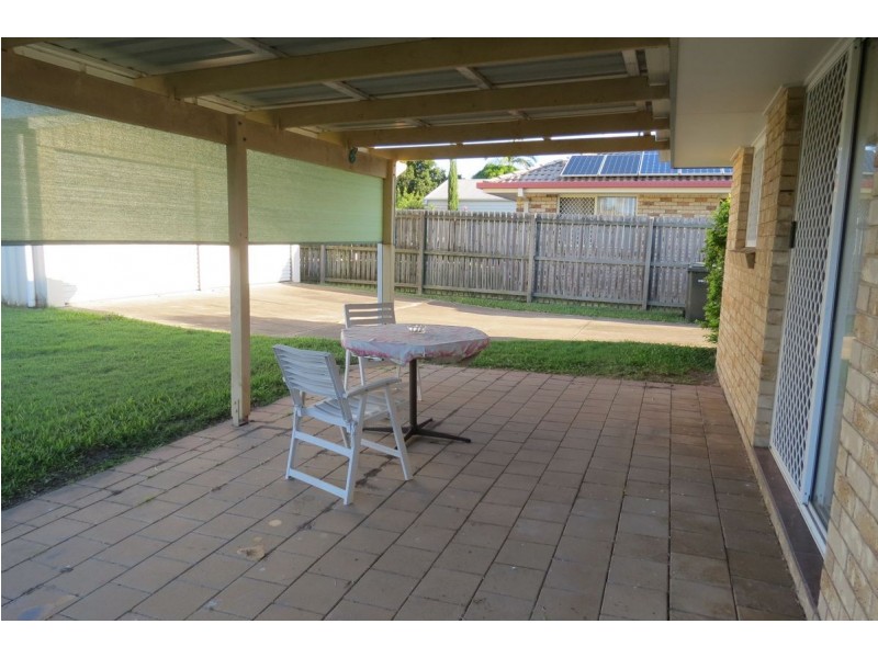 40 Hansen Street, Urangan QLD 4655