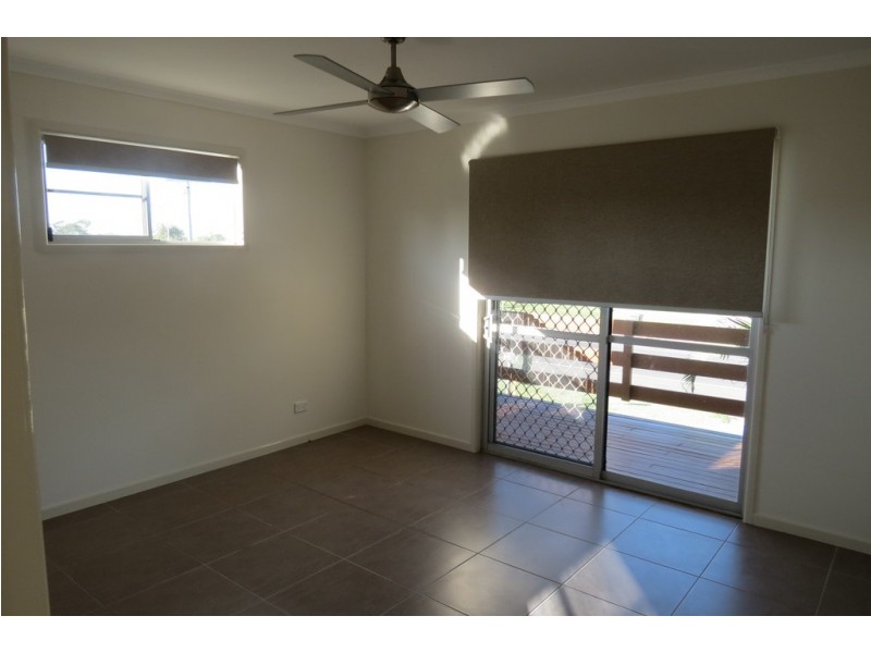 27 Murphy Street, Point Vernon QLD 4655