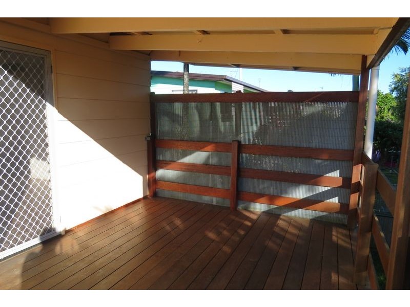 27 Murphy Street, Point Vernon QLD 4655