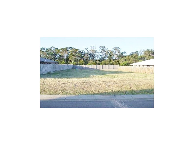 13 Bay Breeze Close, Wondunna QLD 4655