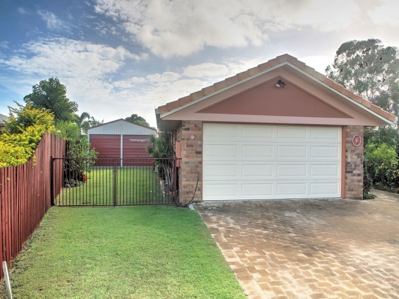 6 Benson Close, Urraween QLD 4655