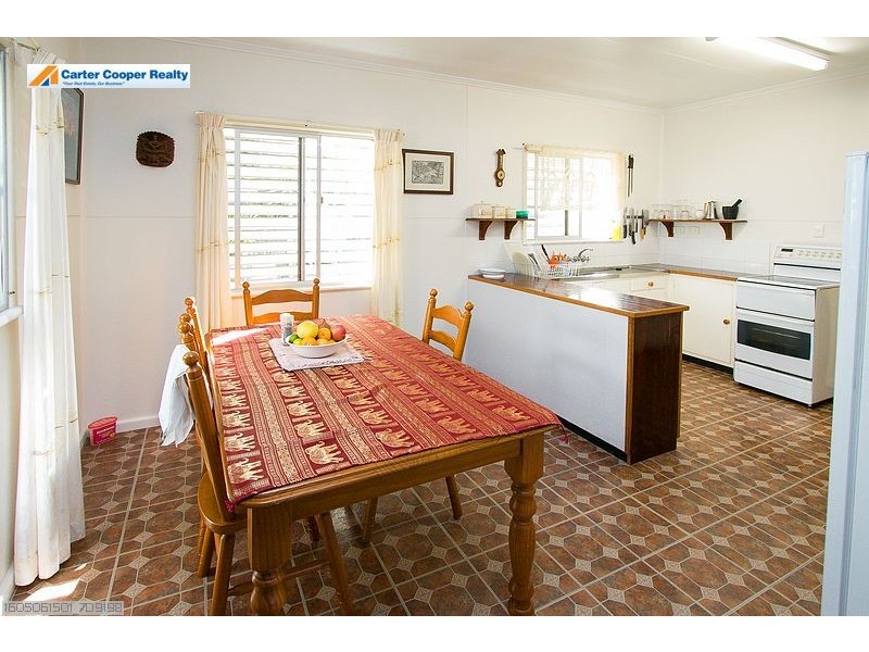 101 Long Street, Point Vernon QLD 4655