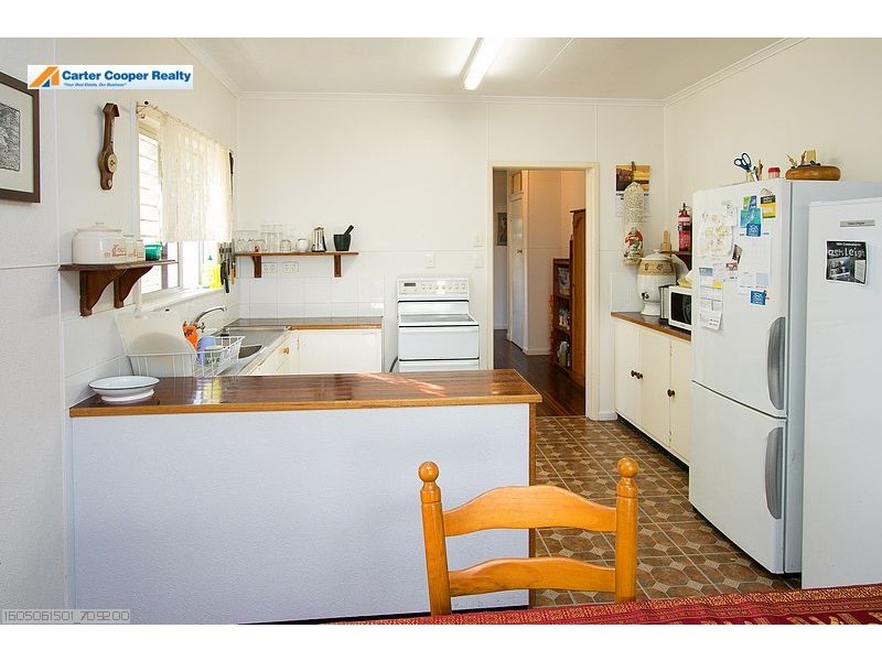 101 Long Street, Point Vernon QLD 4655