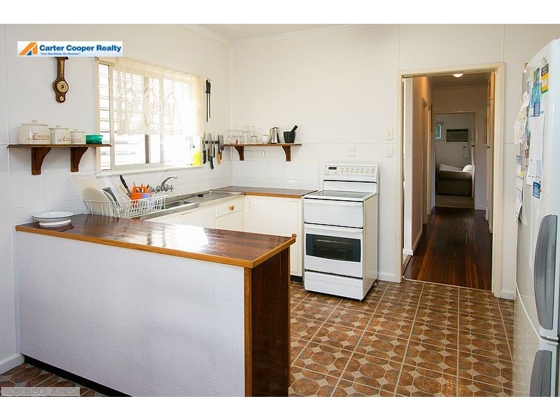 101 Long Street, Point Vernon QLD 4655