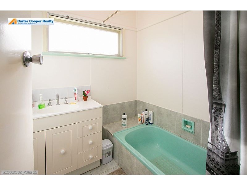 101 Long Street, Point Vernon QLD 4655