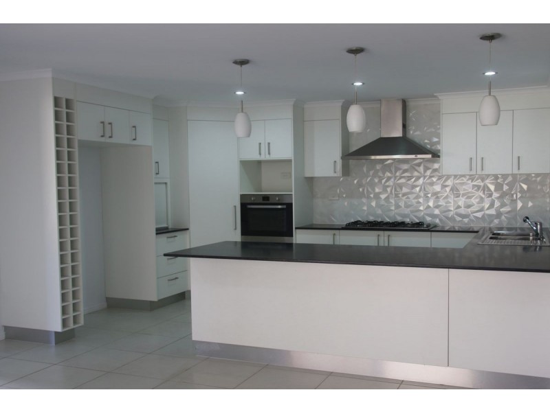 22 Elboz Court, Burrum Heads QLD 4659