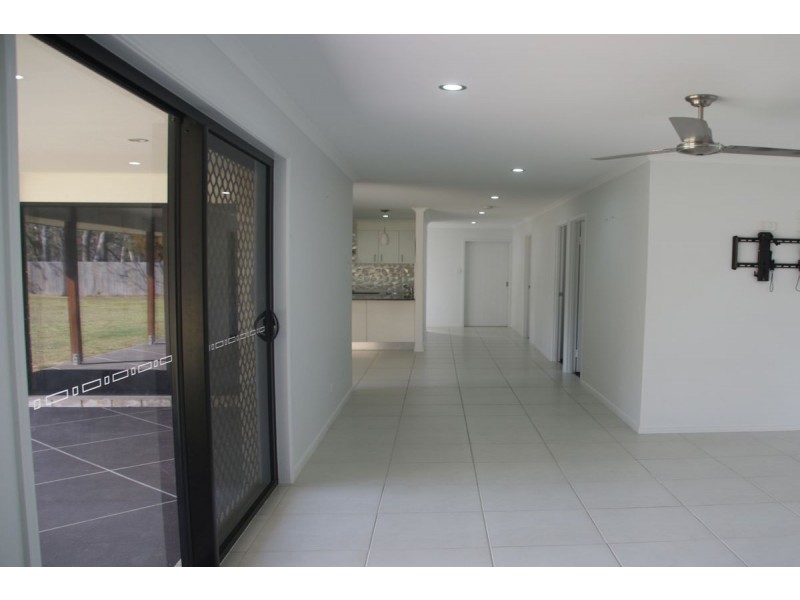 22 Elboz Court, Burrum Heads QLD 4659