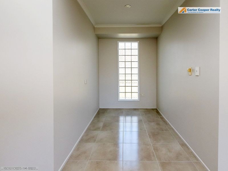 9 Phoenix Court, Kawungan QLD 4655